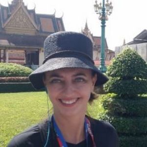 Meet your Posher, Vivian